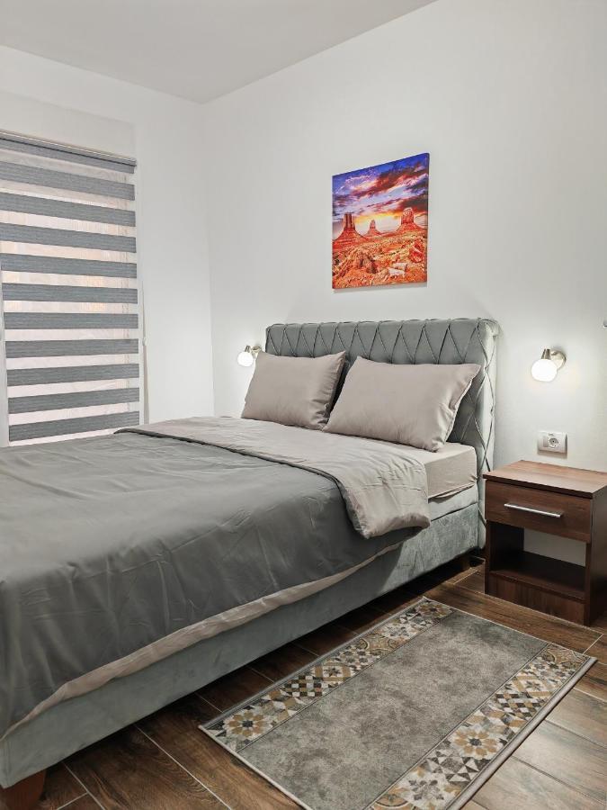 Appartamento Imperial Veliko Gradište Esterno foto