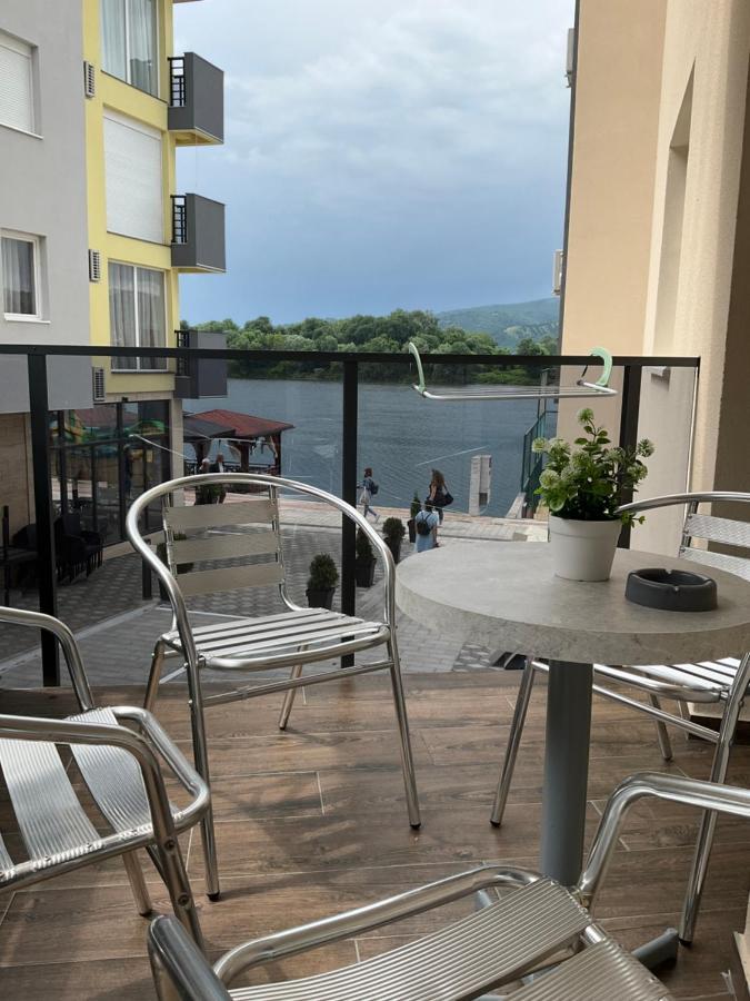 Appartamento Imperial Veliko Gradište Esterno foto