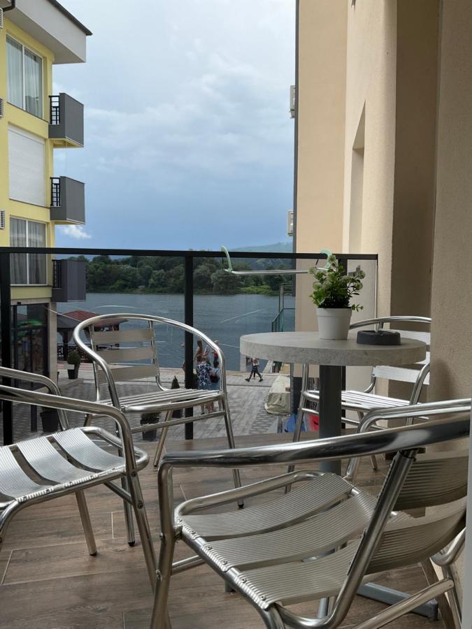Appartamento Imperial Veliko Gradište Esterno foto