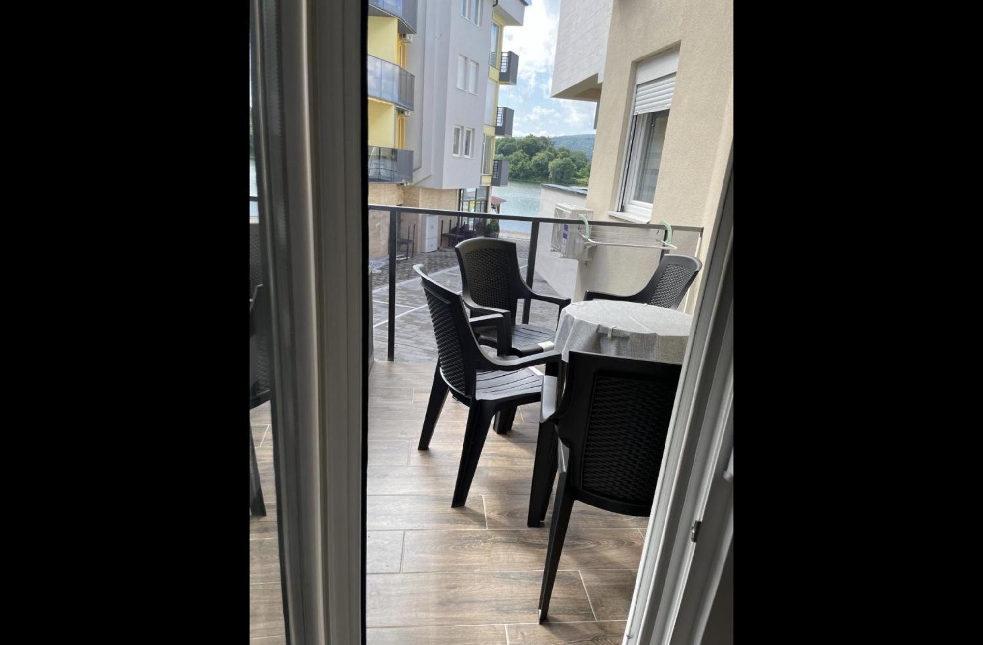 Appartamento Imperial Veliko Gradište Esterno foto