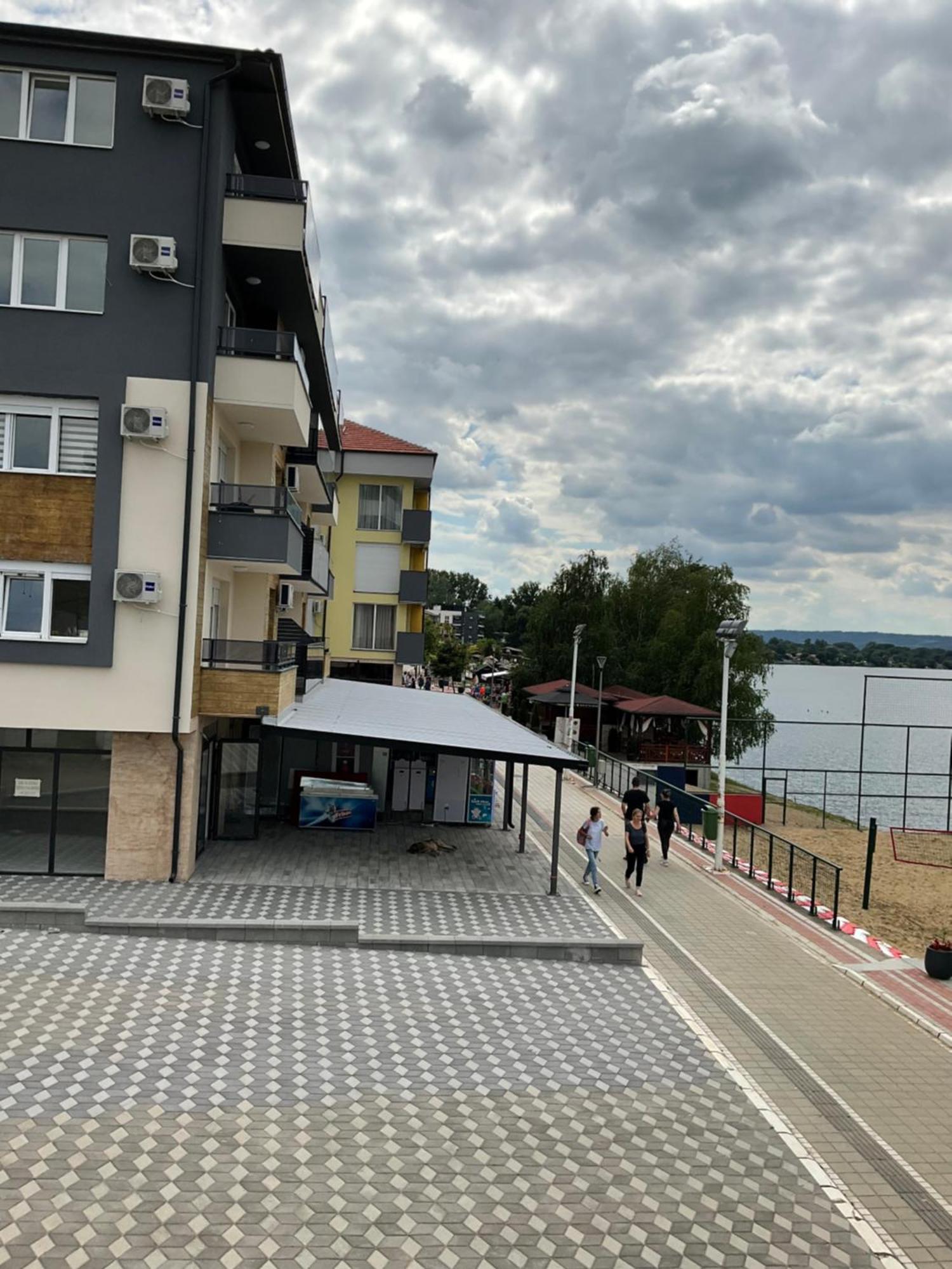 Appartamento Imperial Veliko Gradište Esterno foto
