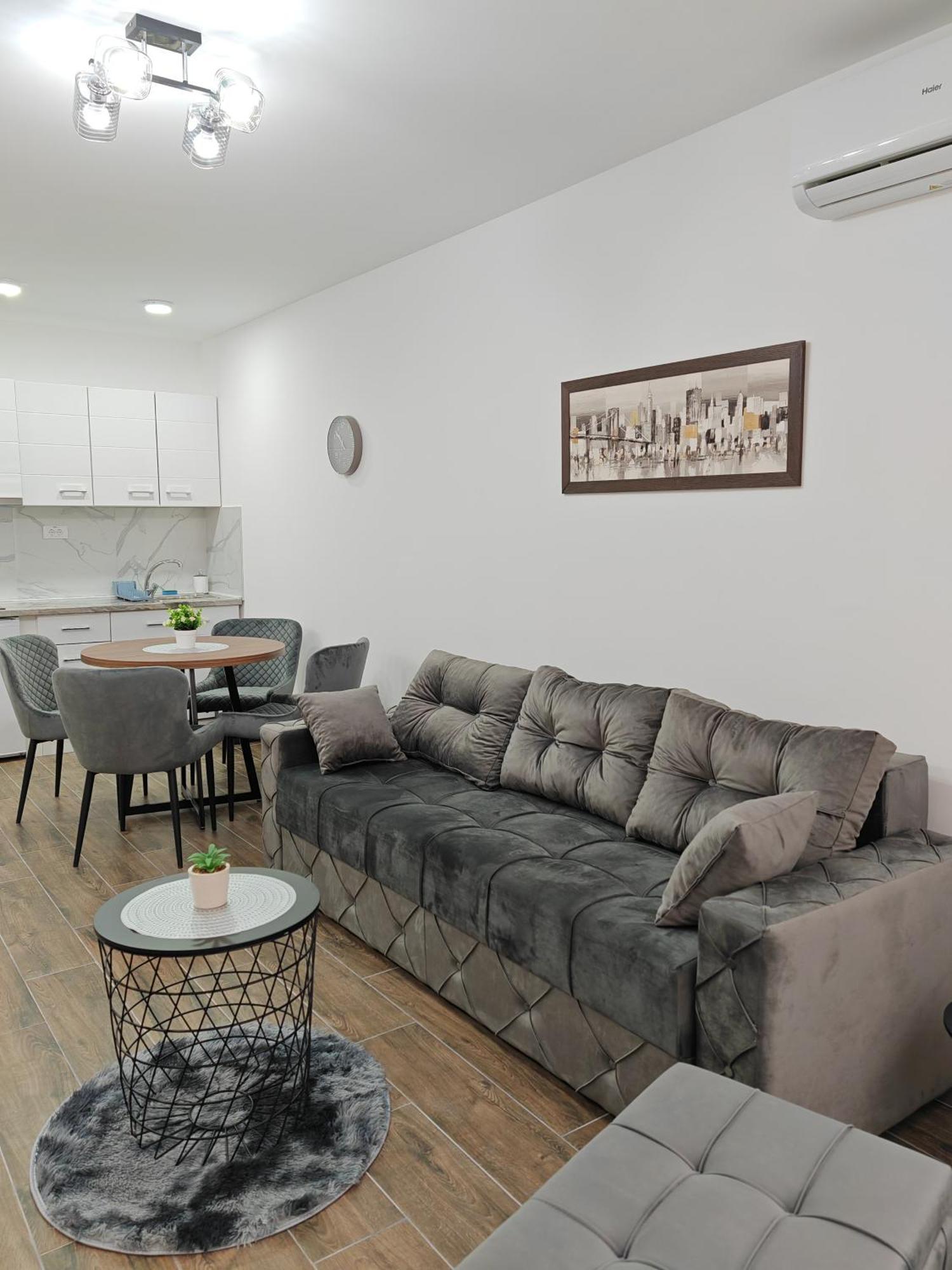 Appartamento Imperial Veliko Gradište Esterno foto